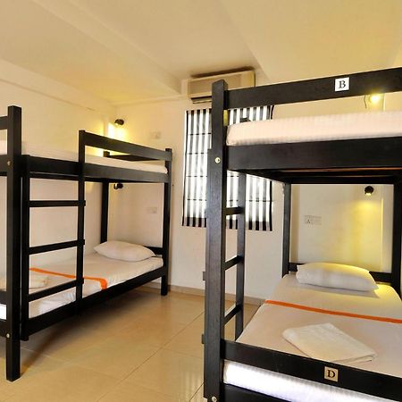 Sea Breeze Guest House Negombo Rom bilde
