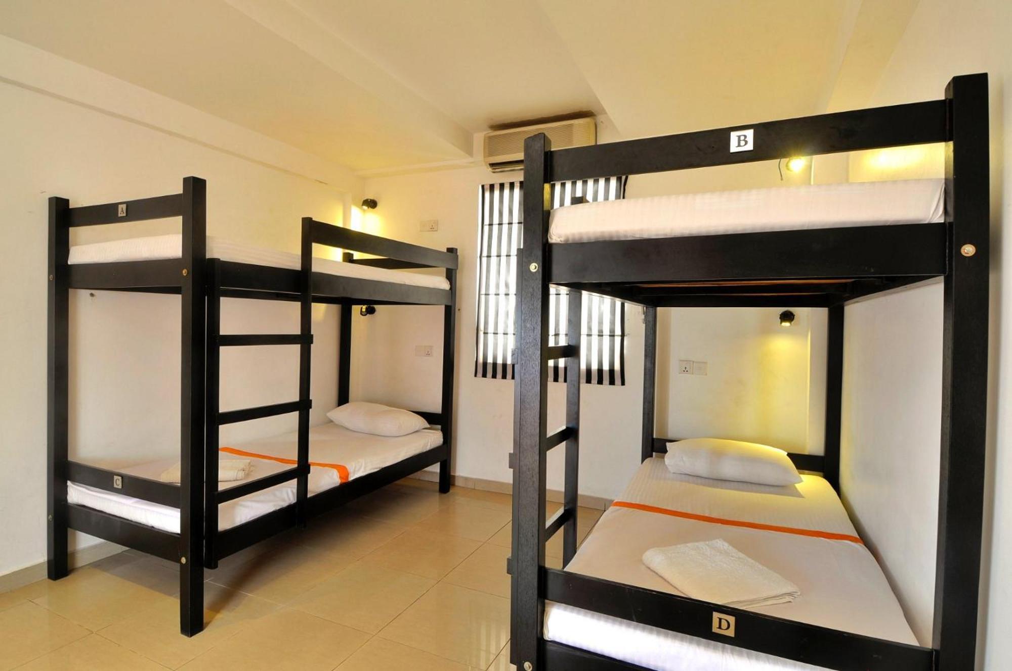 Sea Breeze Guest House Negombo Rom bilde